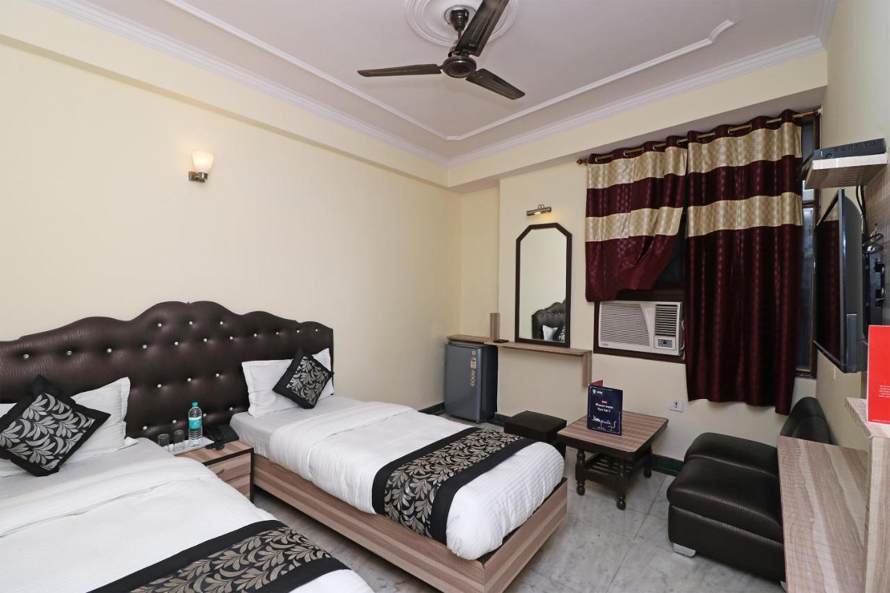 Oyo Hotel Silver Shine Near Gurudwara Shri Bangla Sahib Új-Delhi Kültér fotó