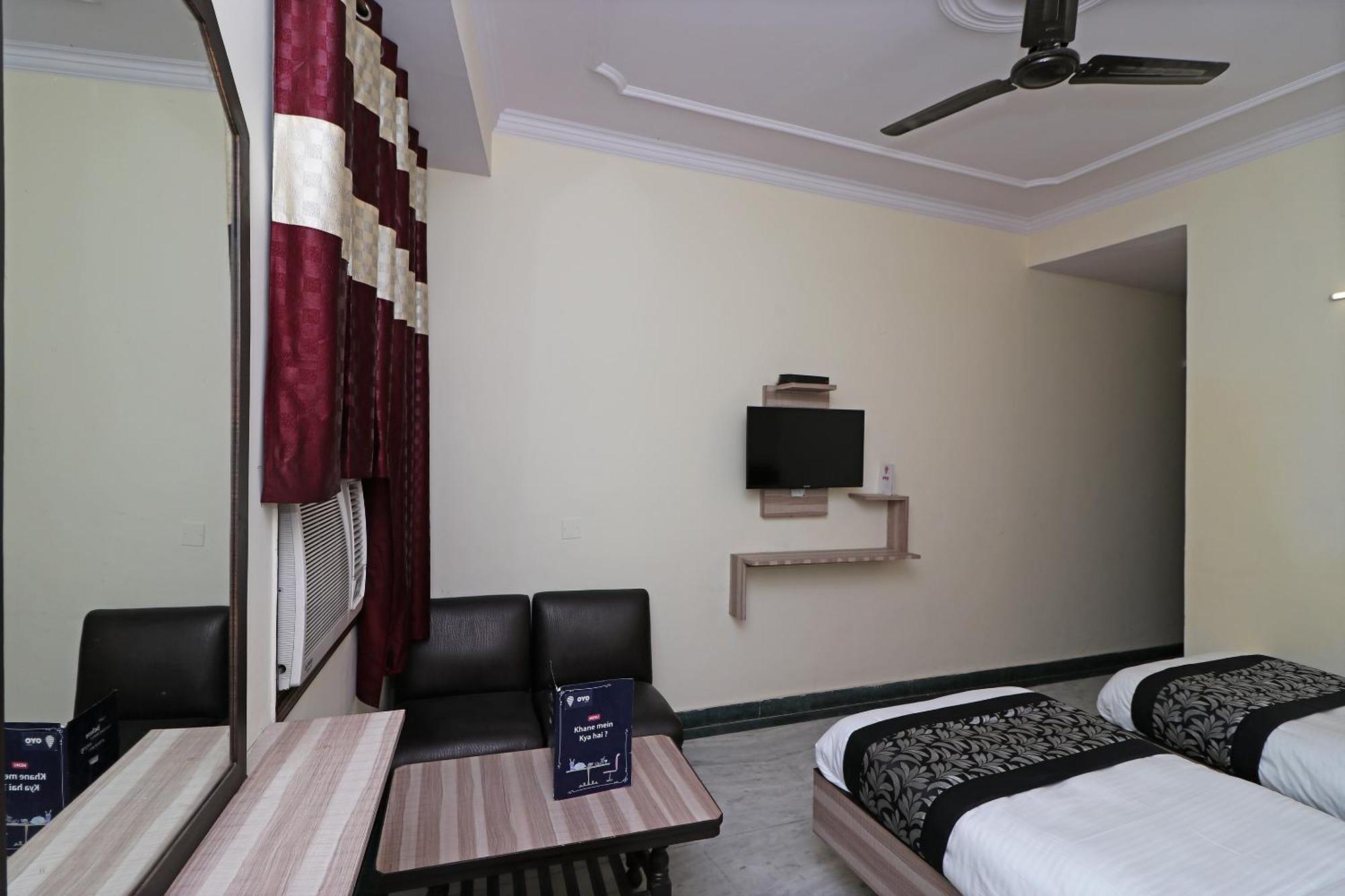 Oyo Hotel Silver Shine Near Gurudwara Shri Bangla Sahib Új-Delhi Kültér fotó